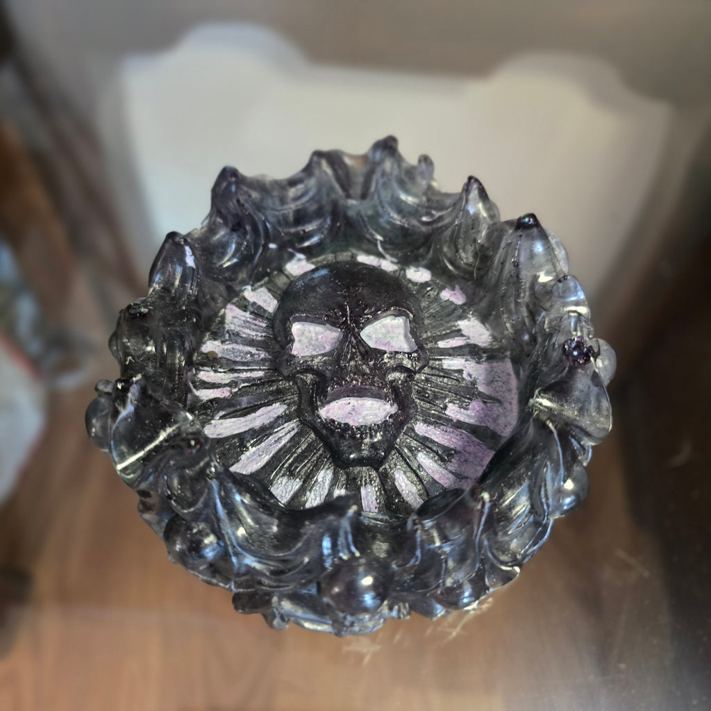 SKULL BASED ASHTRAY