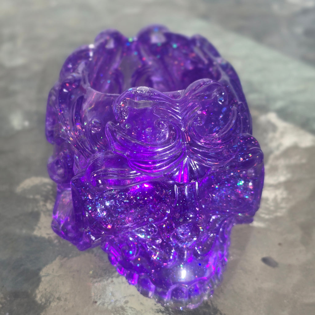 SKULL CANDLE HOLDER